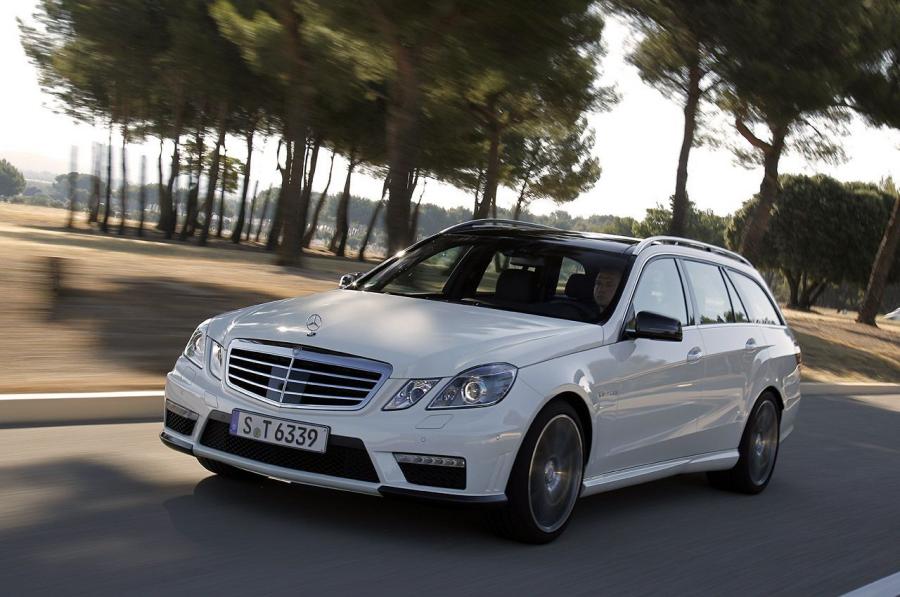  Mercedes-Benz E63 AMG Wagon 2012 года  (фото 31 из 43)
